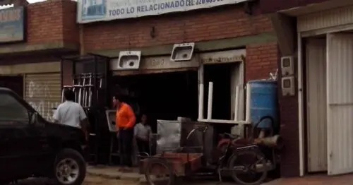 DEMOLICIONES FUNZA DEMOLICIONES FUNZA